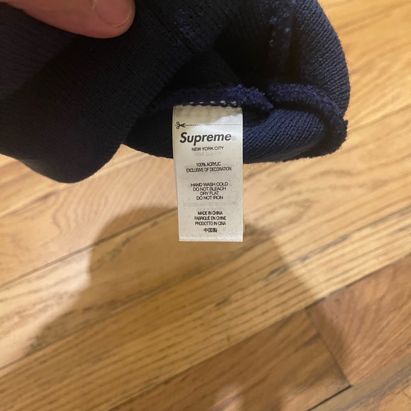 Supreme Box Logo Beanie (2025) – PIECES Supreme beanie